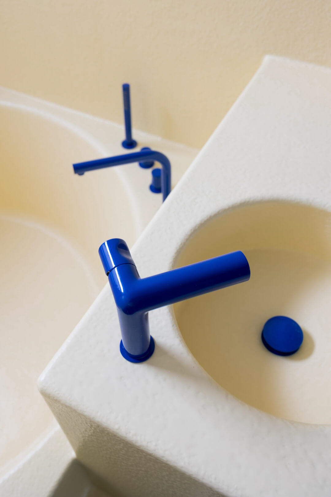 Bathroom Badkamer Polyester Fermetti Dezeen Awards